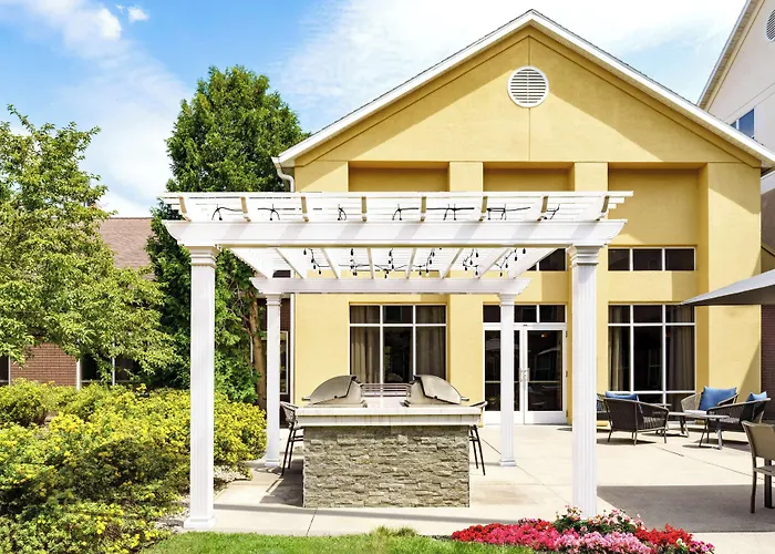 Hotel near College: Homewood Suites By Hilton Rochester Henrietta